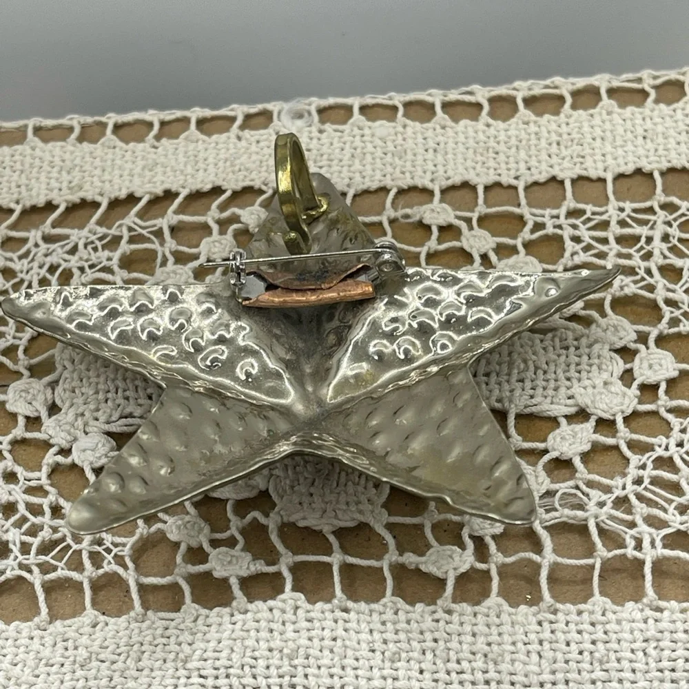 Gold and Silver Star Brooch‎
